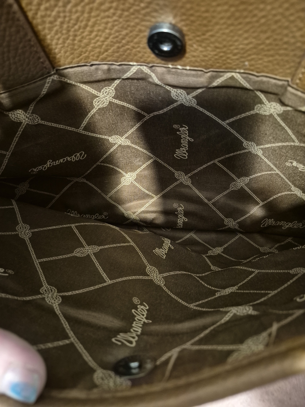 Wrangler Brown & White Cow Print Tote Bag - Picture 4 of 7